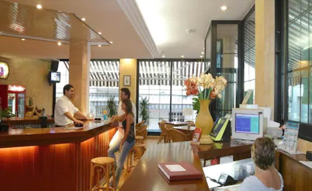 Casa Maria Apartahotel